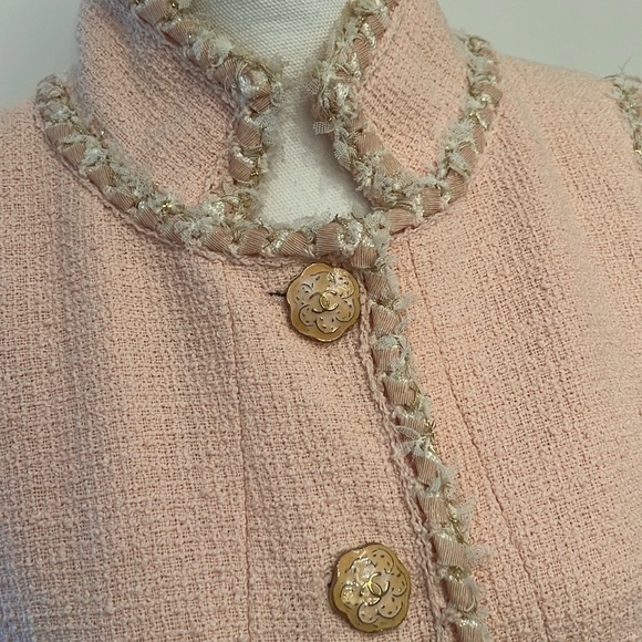 CHANEL Light Pink Jacket Coat Size 44 Cotton Stunning Chanel Feminine Elegant - Picture 3 of 17
